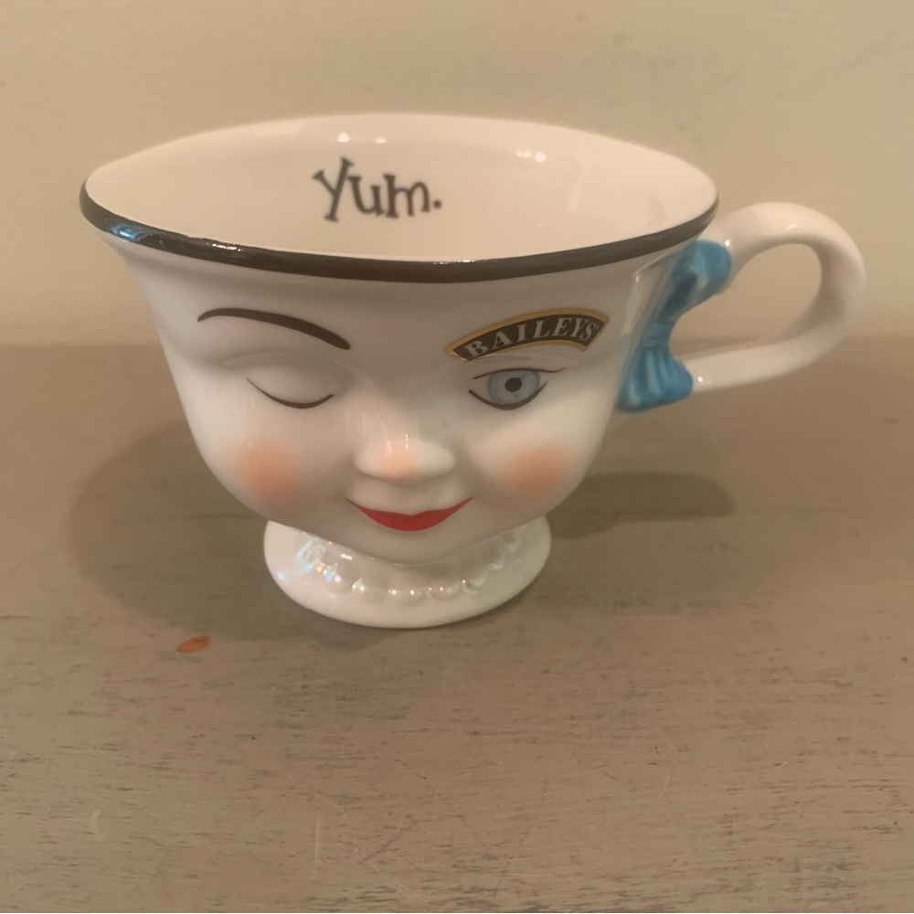 Baileys Irish cream 1996 Hers Yum Wink Mug